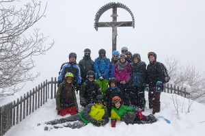 outdoor-skifahren-gruppe