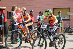 radsport-rennen-schneckenlohe-u11m-rennen01