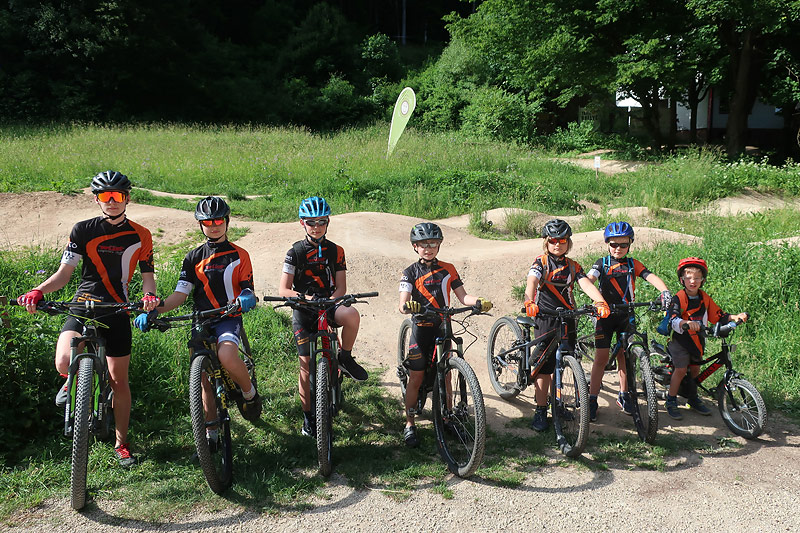 Breitensport und Rennsport – unter einem Dach! Radlspaß bei CC und Enduro – von der U5 bis zur U19