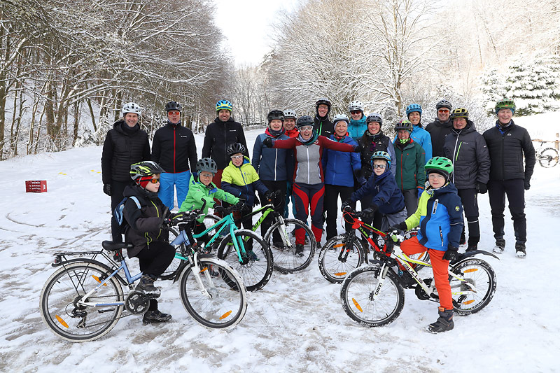 KidsOnBike-Kurs: Junge UFC-Biker durch die DIMB im Heumöderntal ausgebildet